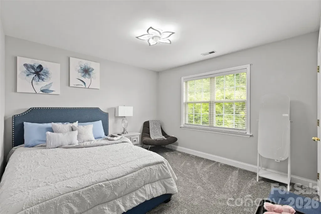 1005 Lisa Run Drive Kernersville NC 27284