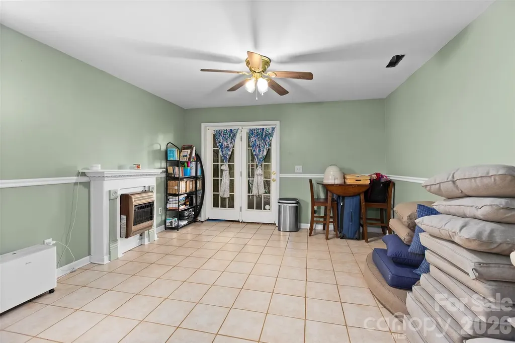 1005 Lisa Run Drive Kernersville NC 27284