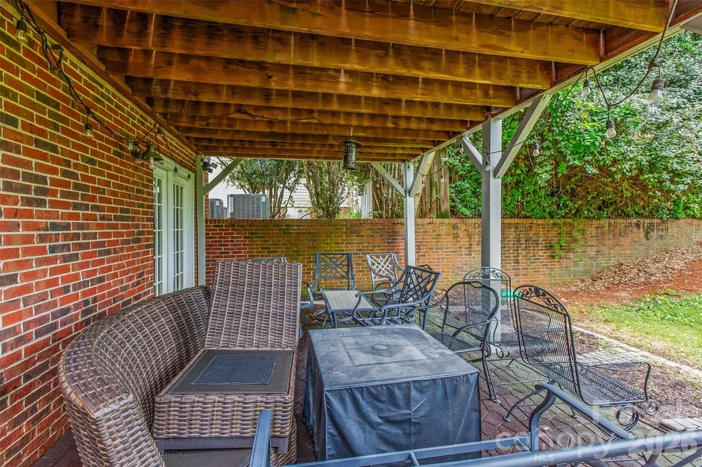 1005 Lisa Run Drive Kernersville NC 27284