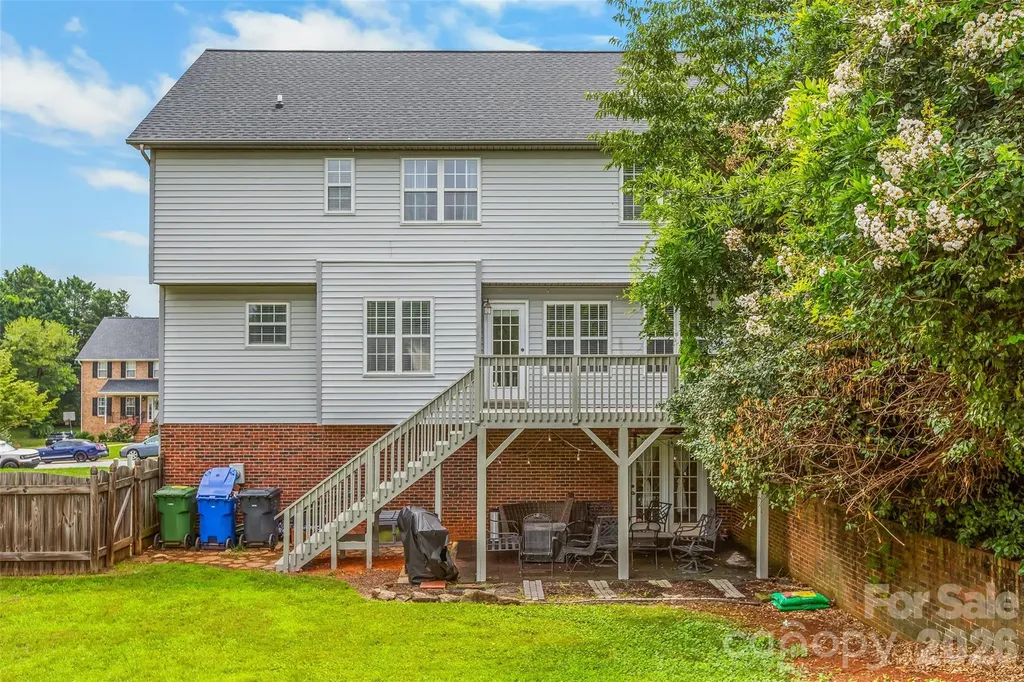 1005 Lisa Run Drive Kernersville NC 27284