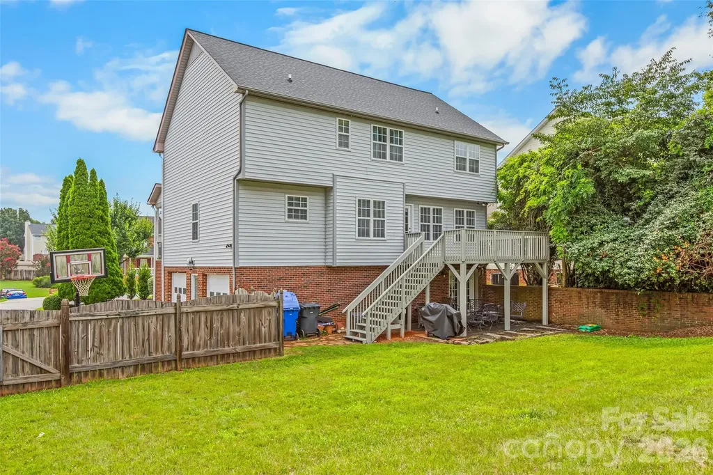 1005 Lisa Run Drive Kernersville NC 27284
