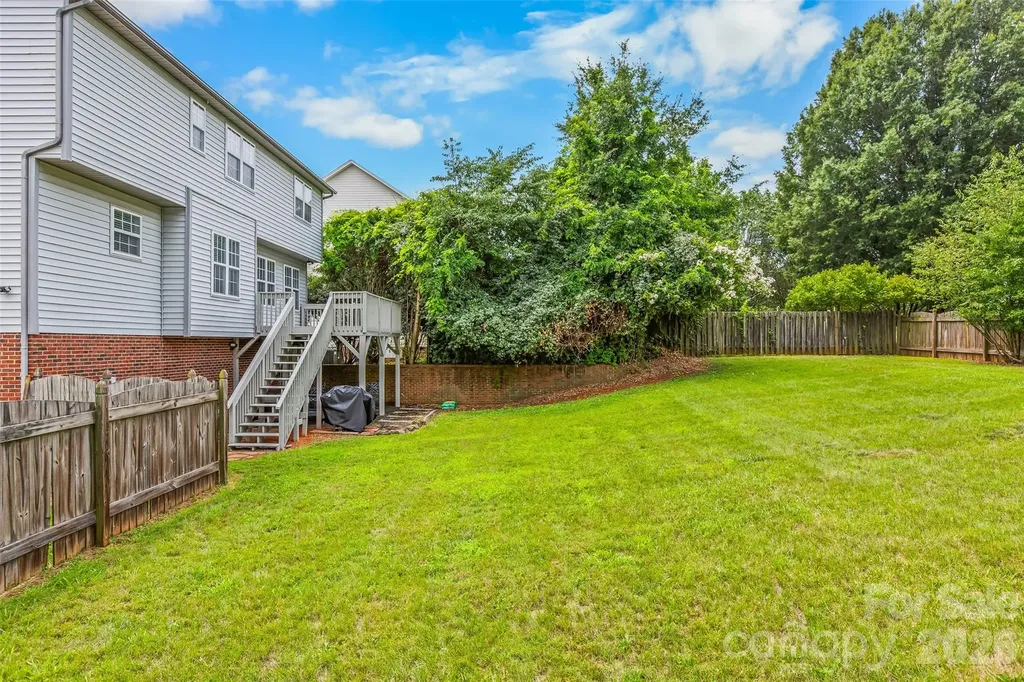 1005 Lisa Run Drive Kernersville NC 27284