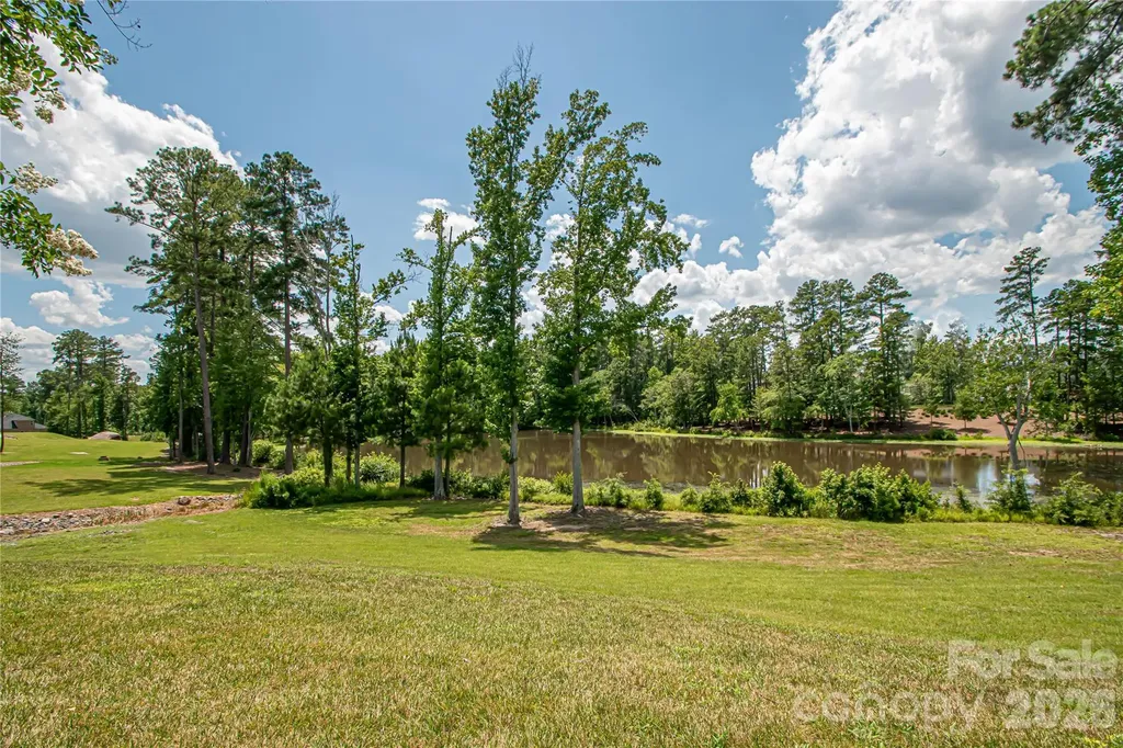 324 Eden Hollow Lane Matthews NC 28104
