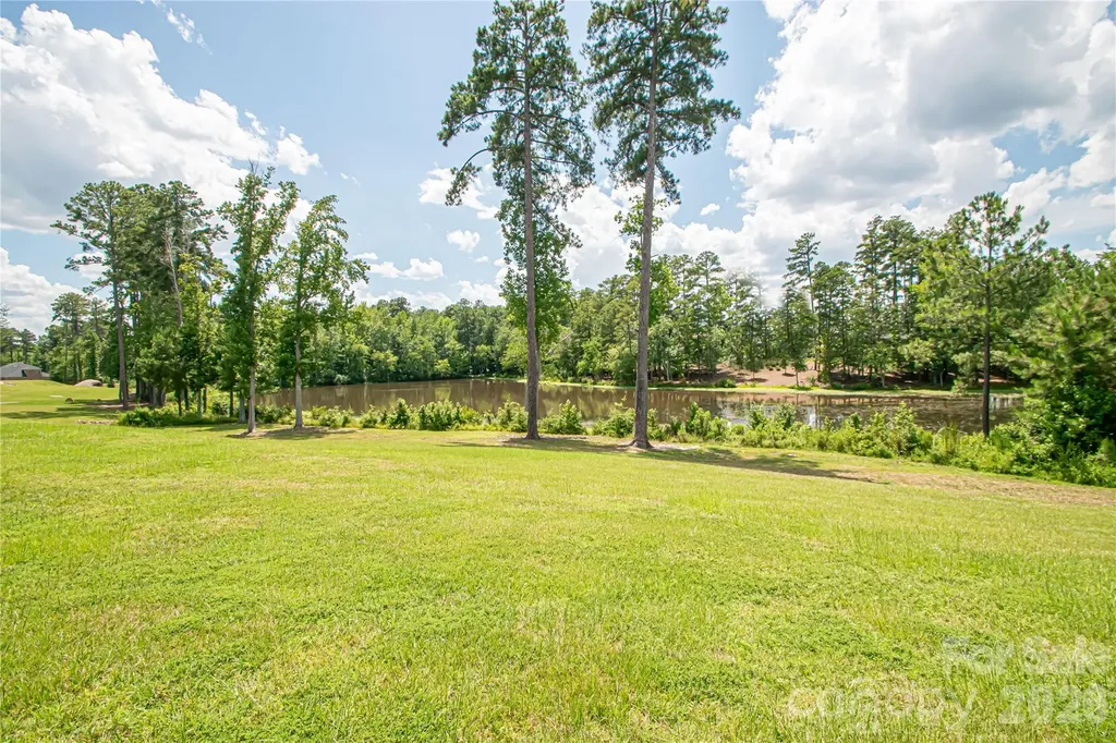 324 Eden Hollow Lane Matthews NC 28104