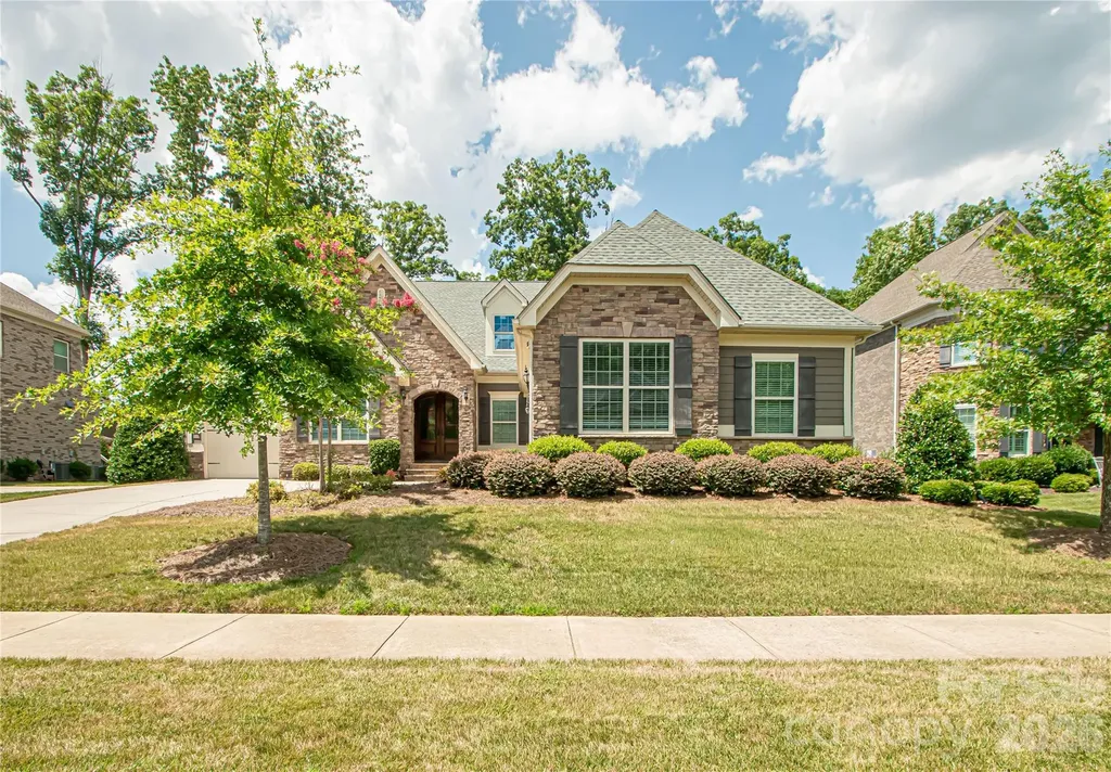 324 Eden Hollow Lane Matthews NC 28104