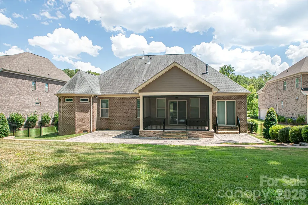 324 Eden Hollow Lane Matthews NC 28104