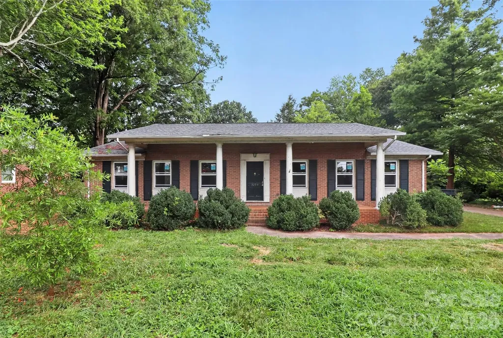 3234 Gardner Park Drive Gastonia NC 28054