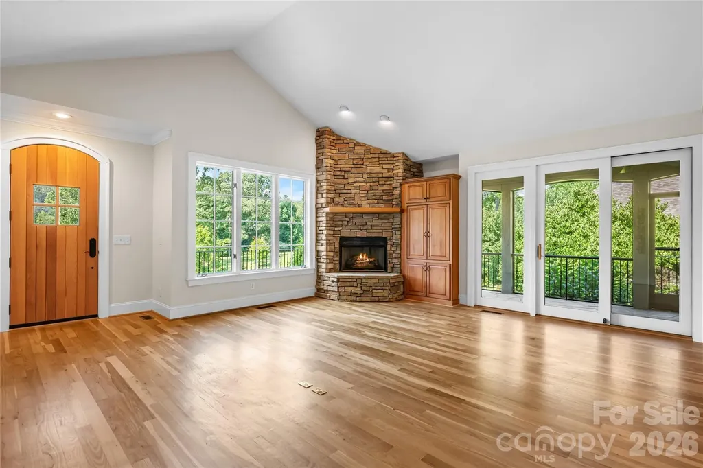 38 Jasmine Lane Brevard NC 28712