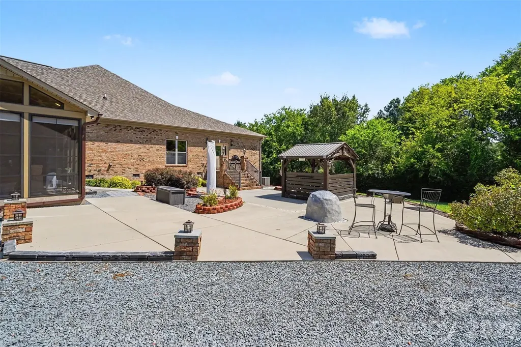 5702 Army Road Marshville NC 28103