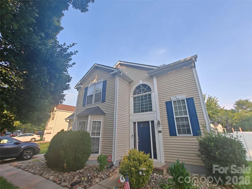 9026 Shenington Place Charlotte NC 28216