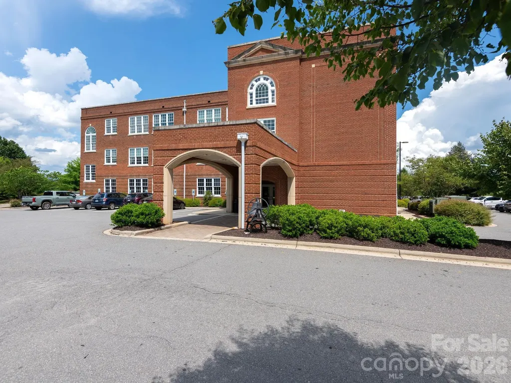 4 Vanderbilt Park Drive Asheville NC 28803
