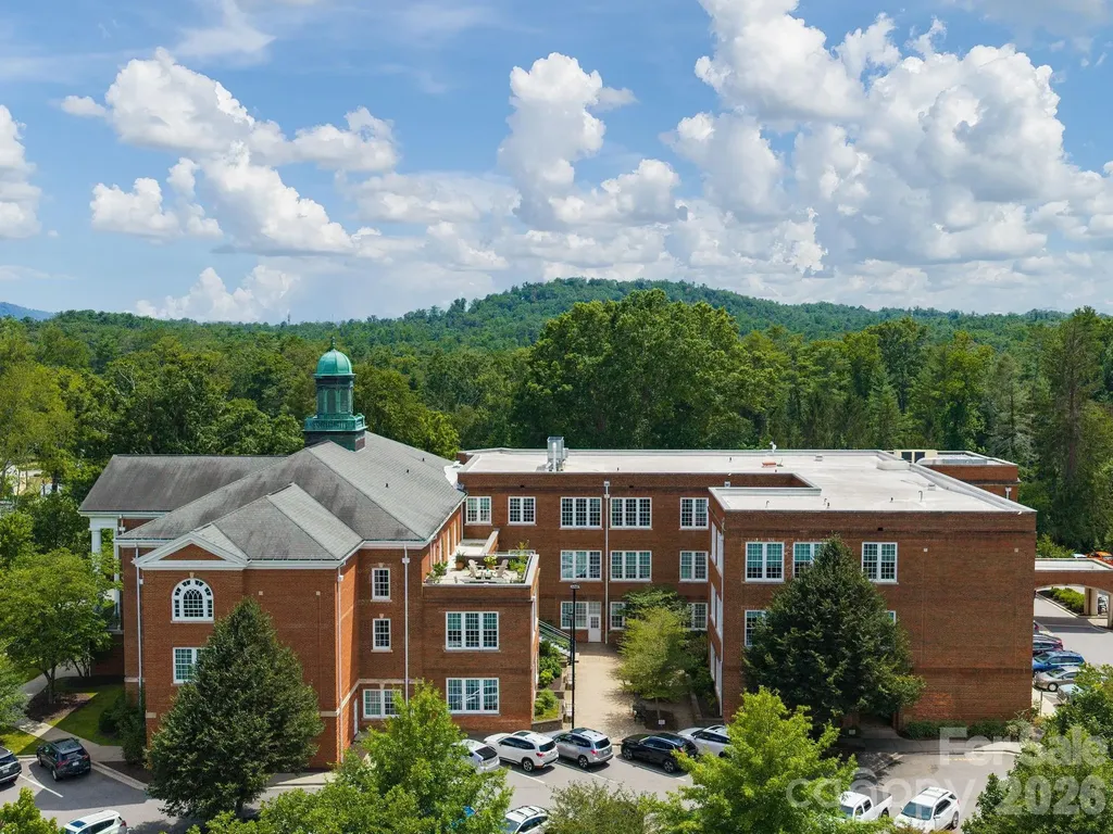 4 Vanderbilt Park Drive Asheville NC 28803