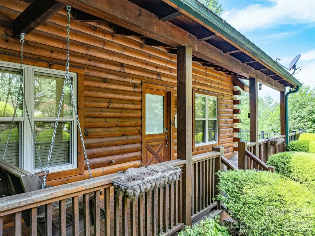 1191 Scenic Vista Drive Nebo NC 28761