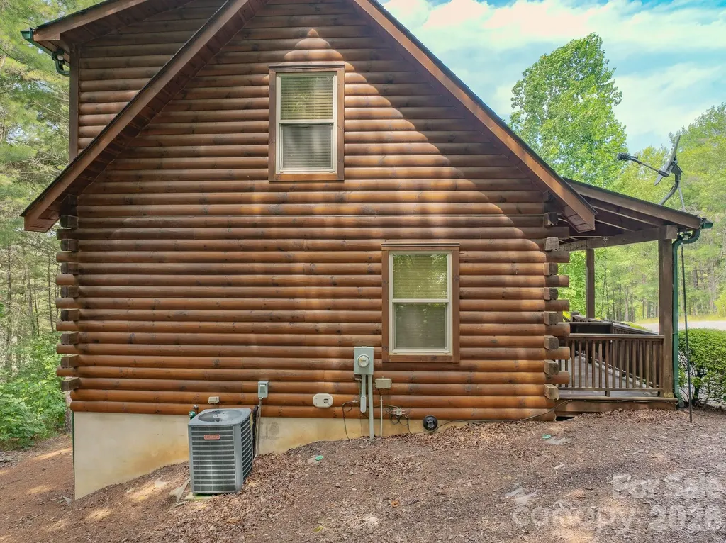 1191 Scenic Vista Drive Nebo NC 28761