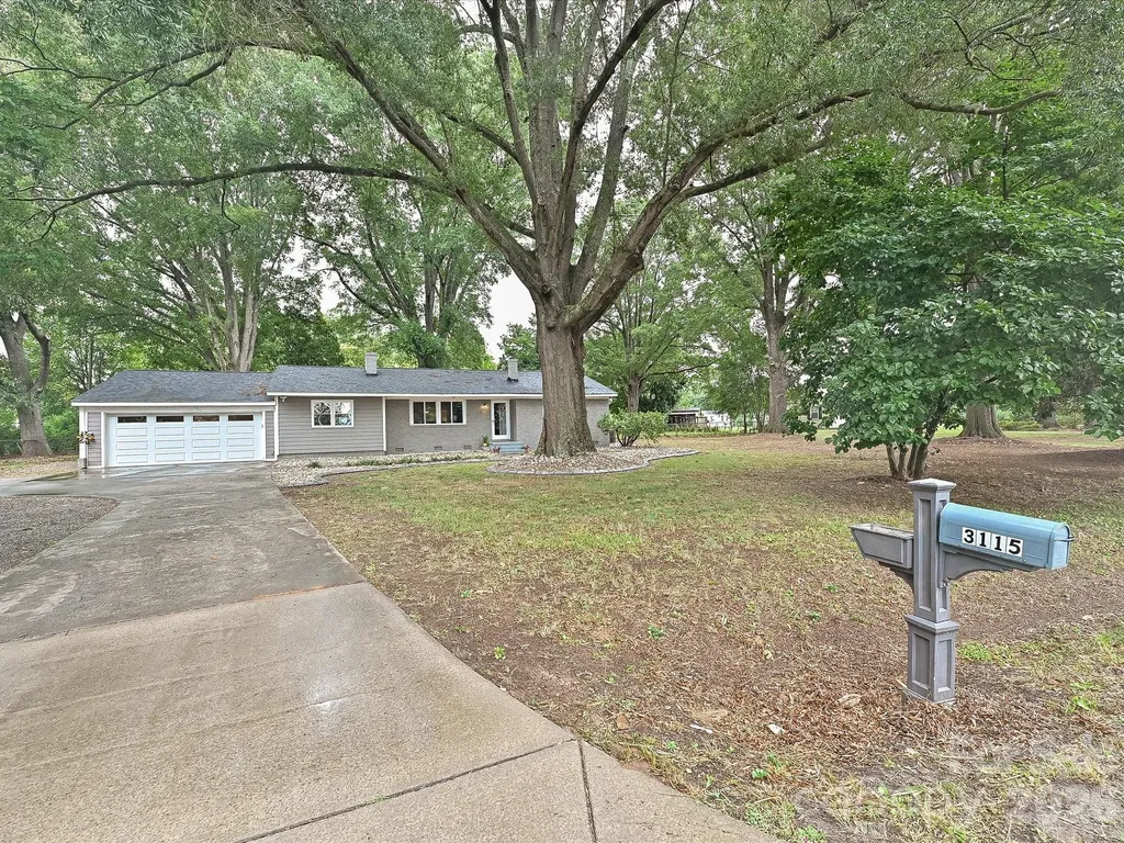 3115 Potter Road S Waxhaw NC 28173
