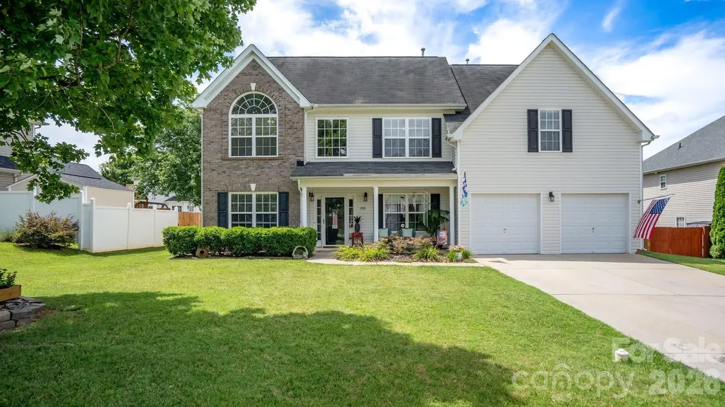 208 Elrosa Road Mooresville NC 28115