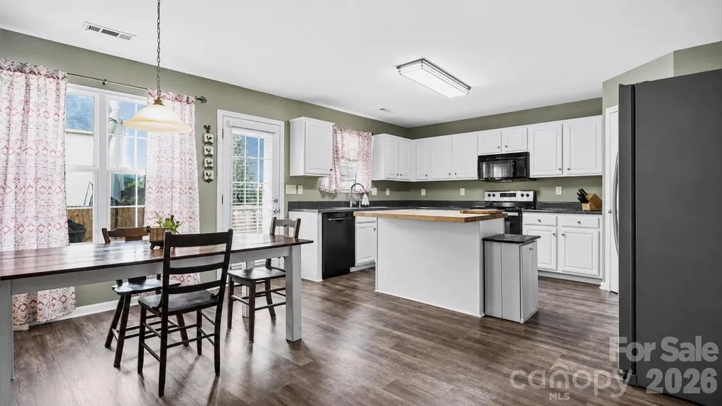 208 Elrosa Road Mooresville NC 28115