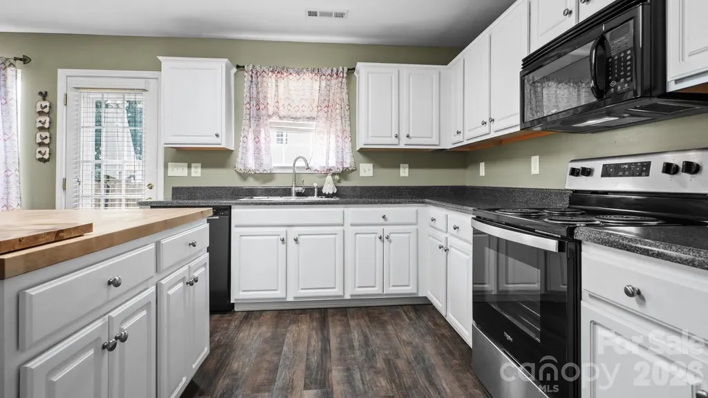 208 Elrosa Road Mooresville NC 28115