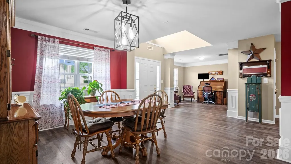 208 Elrosa Road Mooresville NC 28115