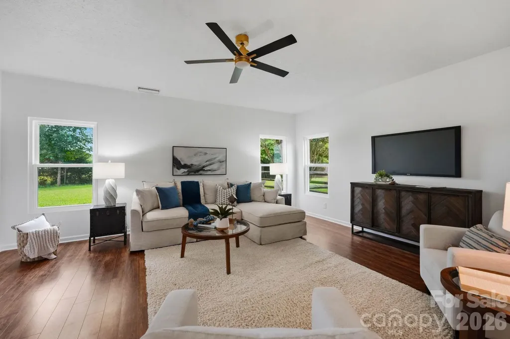 12821 Silvaire Farm Road Charlotte NC 28278