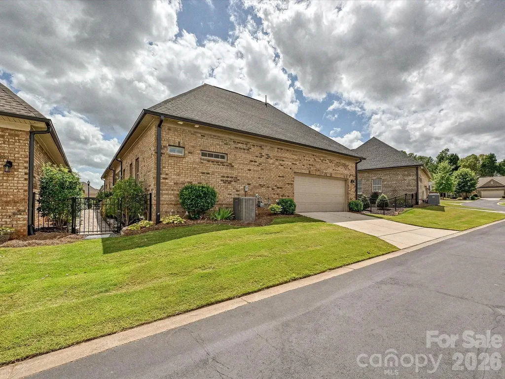 5008 Vita Way Belmont NC 28012