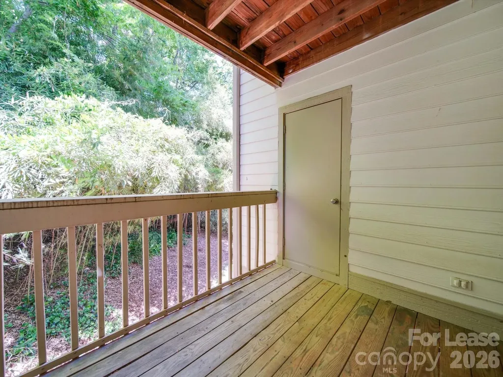 1052 Churchill Downs Court Charlotte NC 28211