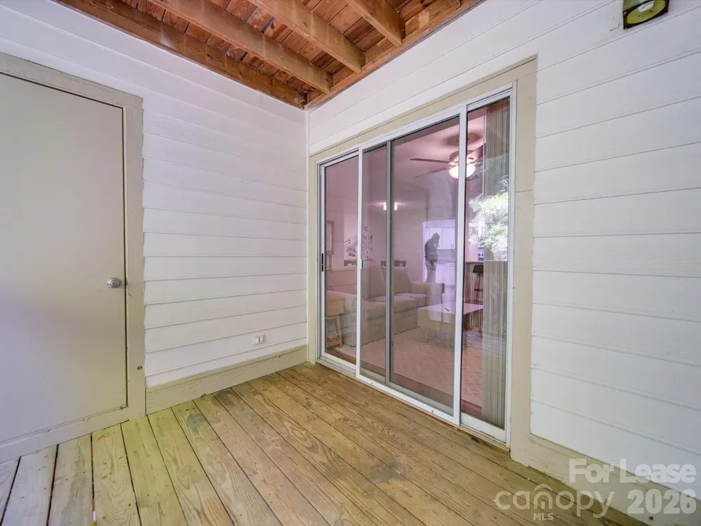 1052 Churchill Downs Court Charlotte NC 28211