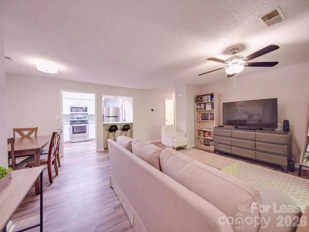 1052 Churchill Downs Court Charlotte NC 28211