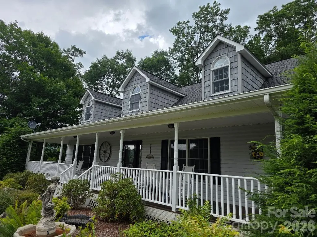 225 White Oak Road Burnsville NC 28714