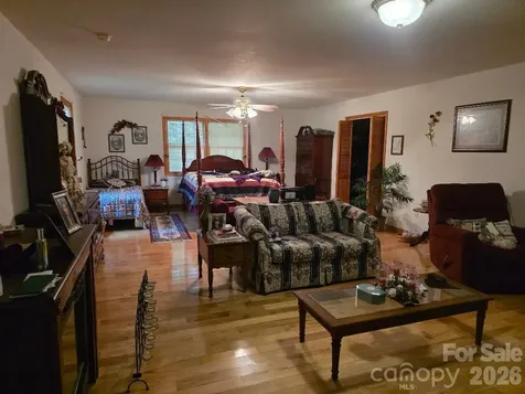 225 White Oak Road Burnsville NC 28714