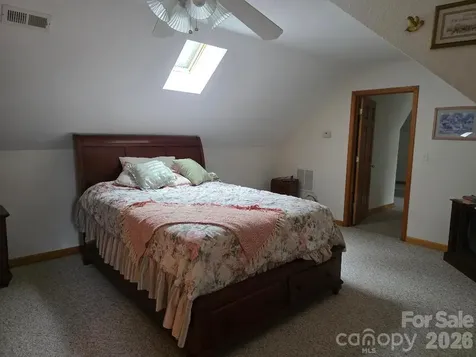 225 White Oak Road Burnsville NC 28714