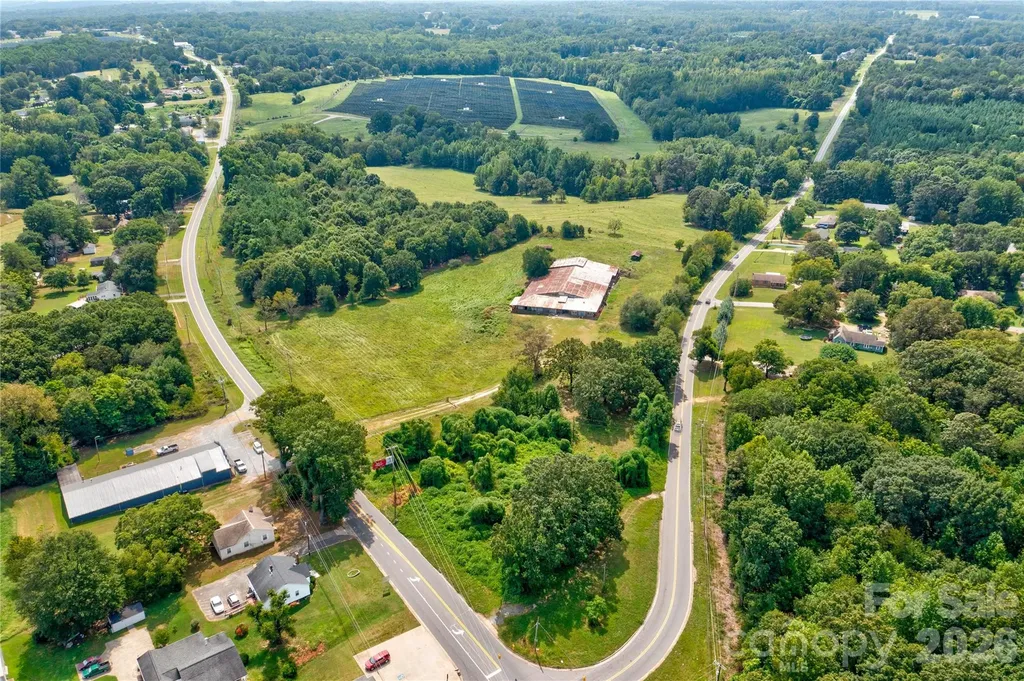 1106 Earl Road Shelby NC 28152