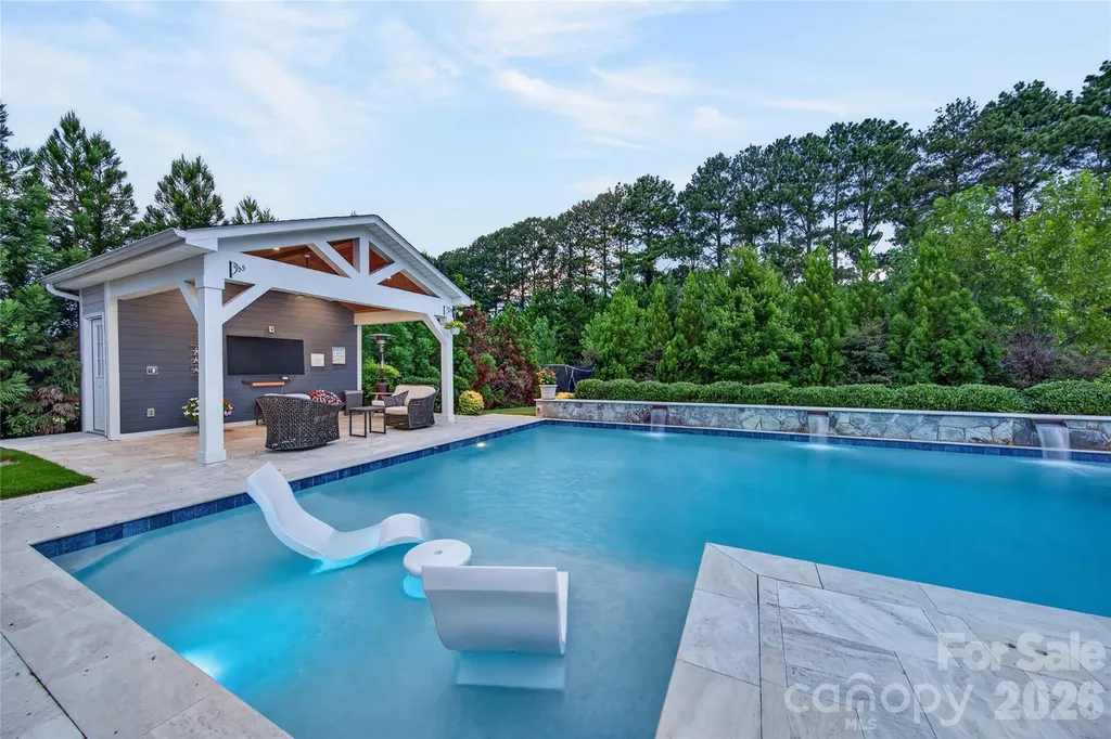5110 Harwich Circle Matthews NC 28104