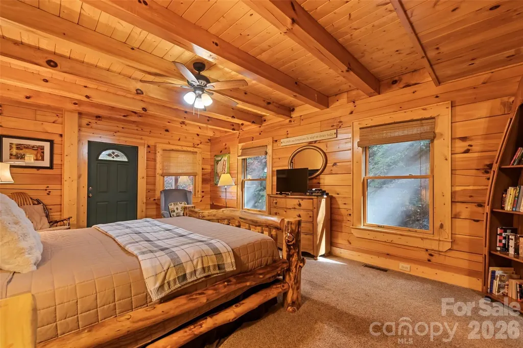 582 Tsalagi Trail Maggie Valley NC 28751