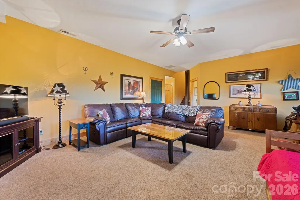582 Tsalagi Trail Maggie Valley NC 28751