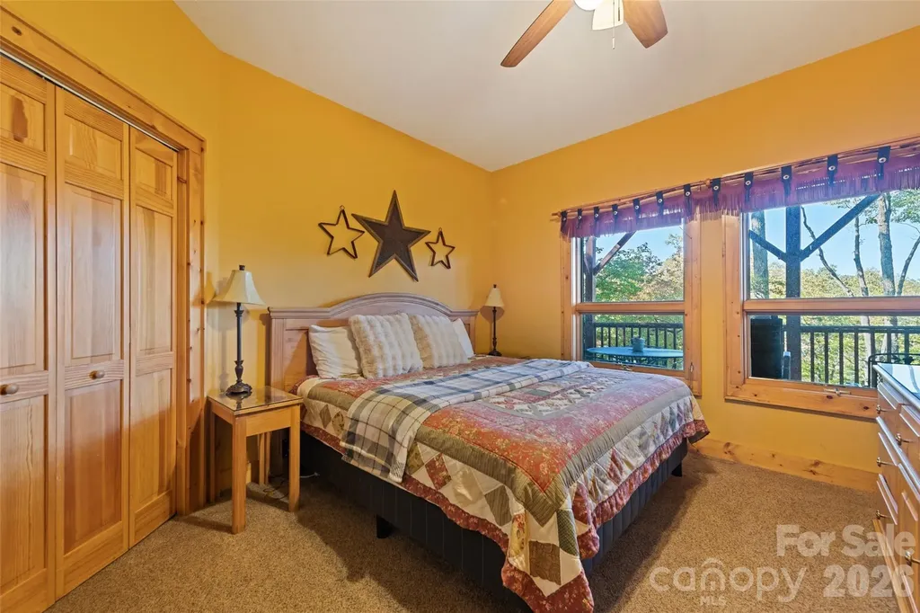 582 Tsalagi Trail Maggie Valley NC 28751