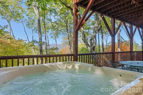 582 Tsalagi Trail Maggie Valley NC 28751