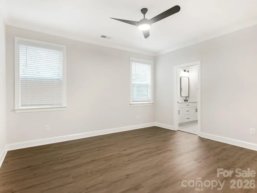 428 Woodvale Place Charlotte NC 28208