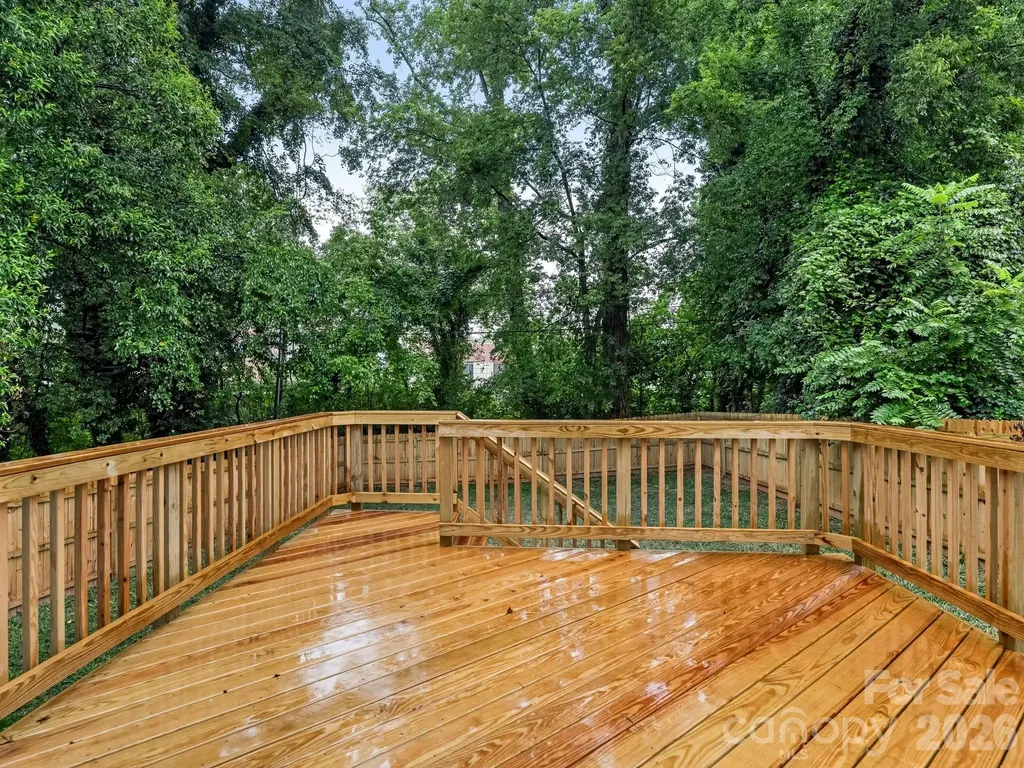428 Woodvale Place Charlotte NC 28208