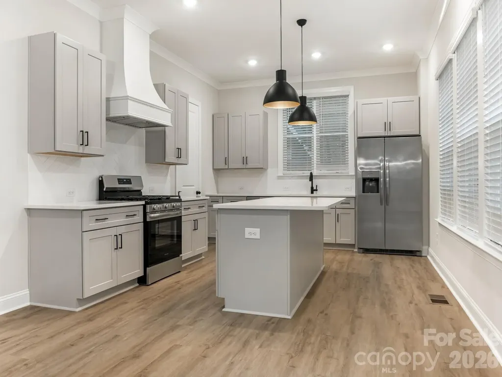 428 Woodvale Place Charlotte NC 28208