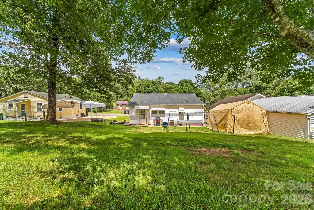 208 Shuping Street Morganton NC 28655