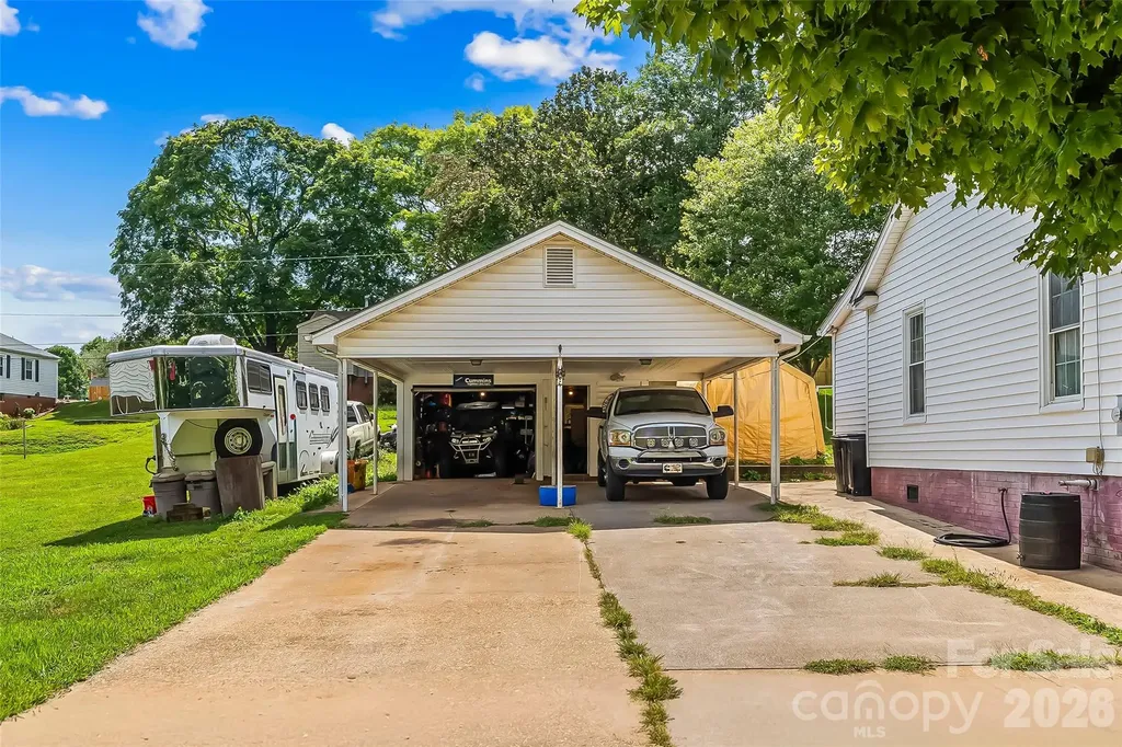 208 Shuping Street Morganton NC 28655