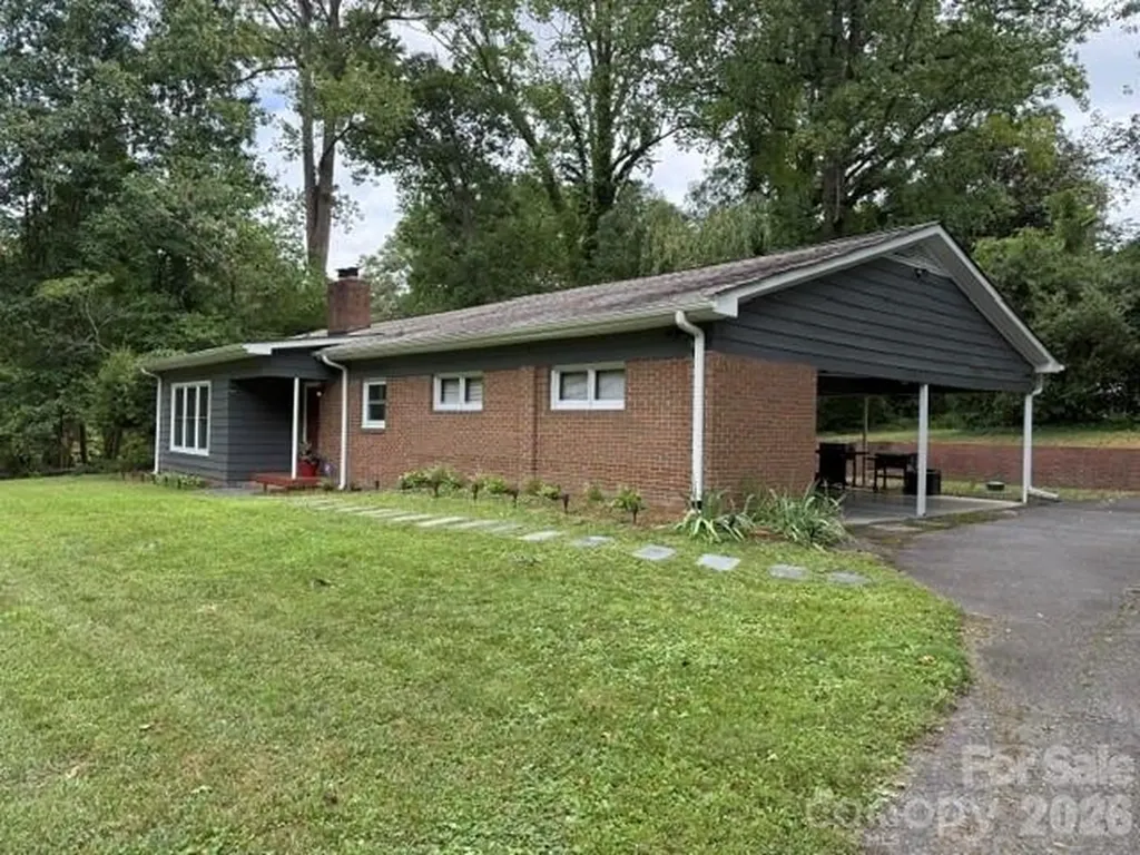 138 Circle Drive Thomasville NC 27360