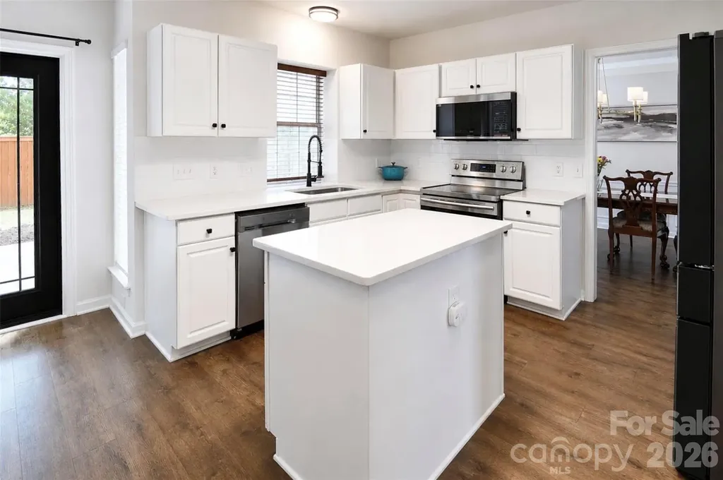 6634 Bells Mill Drive Charlotte NC 28269
