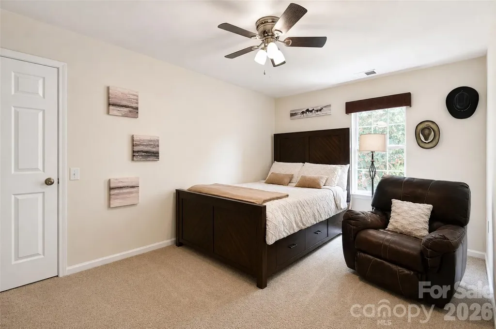6634 Bells Mill Drive Charlotte NC 28269