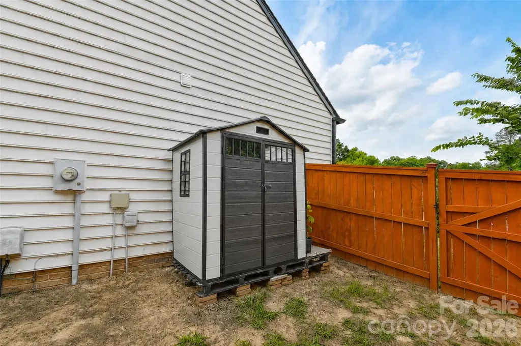 6634 Bells Mill Drive Charlotte NC 28269