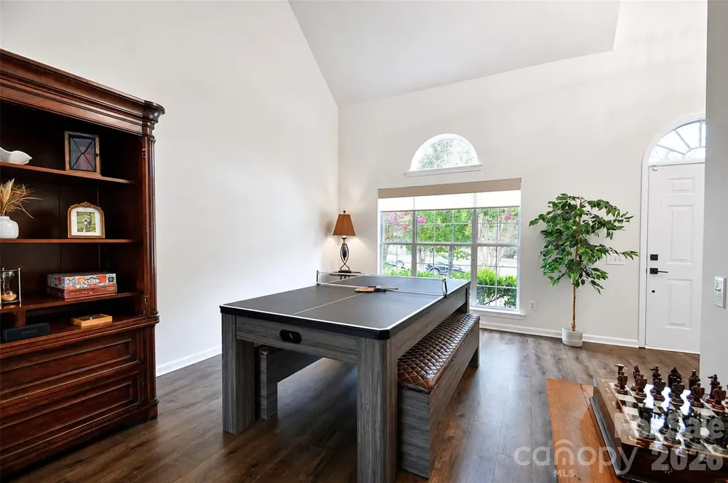 6634 Bells Mill Drive Charlotte NC 28269