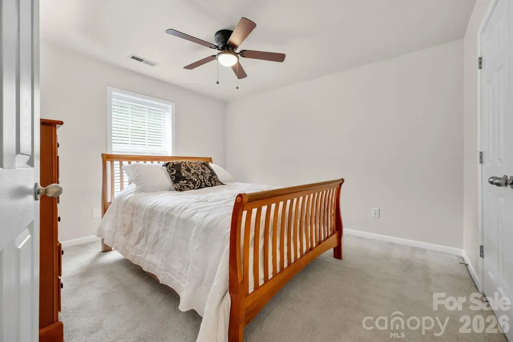 5757 Fox Ridge Lane Winston Salem NC 27104