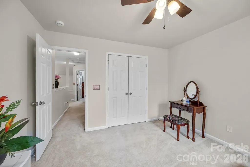 5757 Fox Ridge Lane Winston Salem NC 27104
