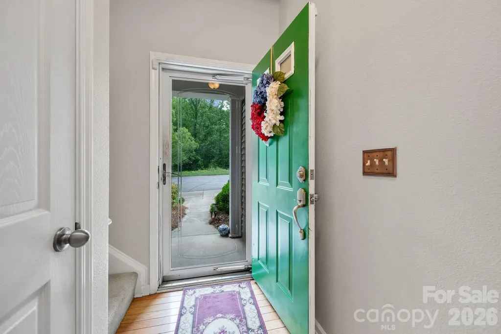 5757 Fox Ridge Lane Winston Salem NC 27104